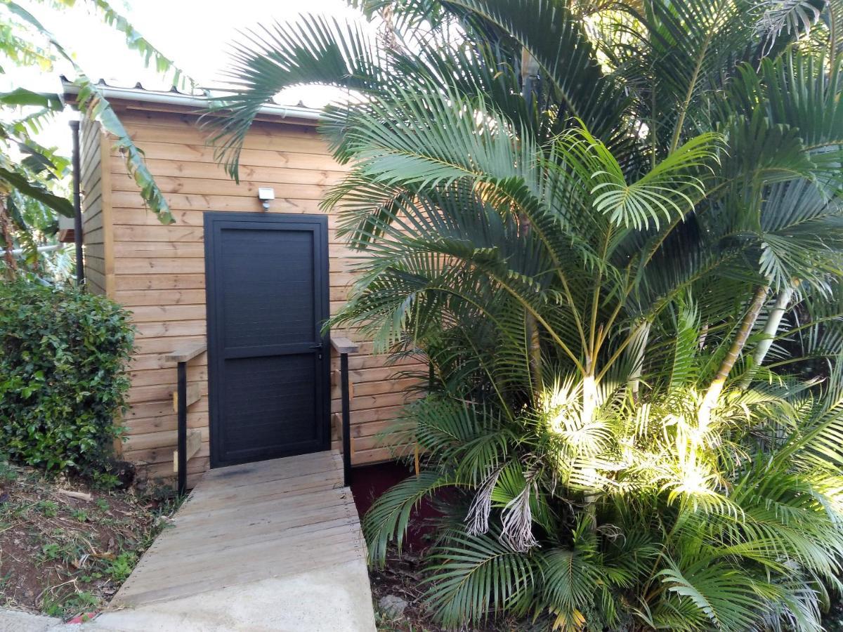 Lounge Des Hauts, 3 Maisons A L'Etang-Sale Avec Vue Sur L'Ocean Indien Et La Foret מראה חיצוני תמונה