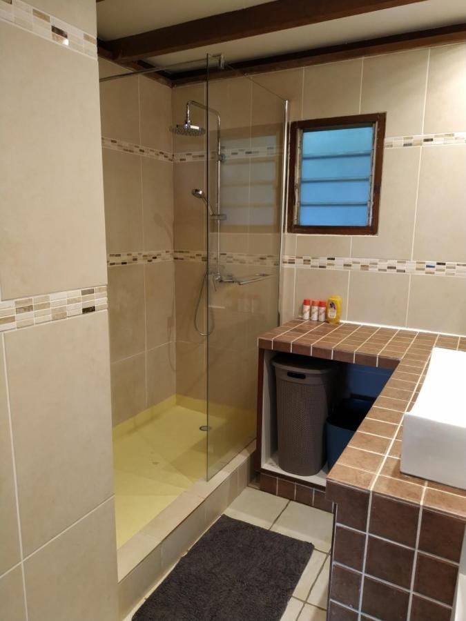 Lounge Des Hauts, 3 Maisons A L'Etang-Sale Avec Vue Sur L'Ocean Indien Et La Foret מראה חיצוני תמונה
